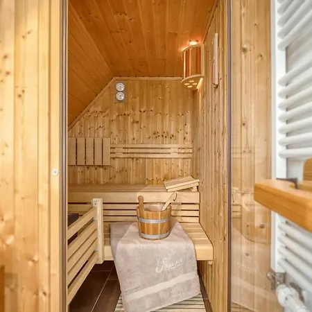 Ostseetraeume-zingst * Zingst